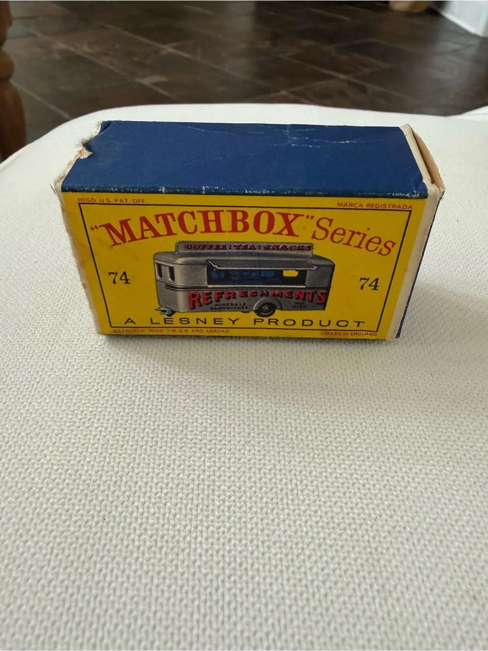 NIB Vintage Lesney Matchbox MB74a Mobile Canteen w/ ORIGINAL B4 Type Box